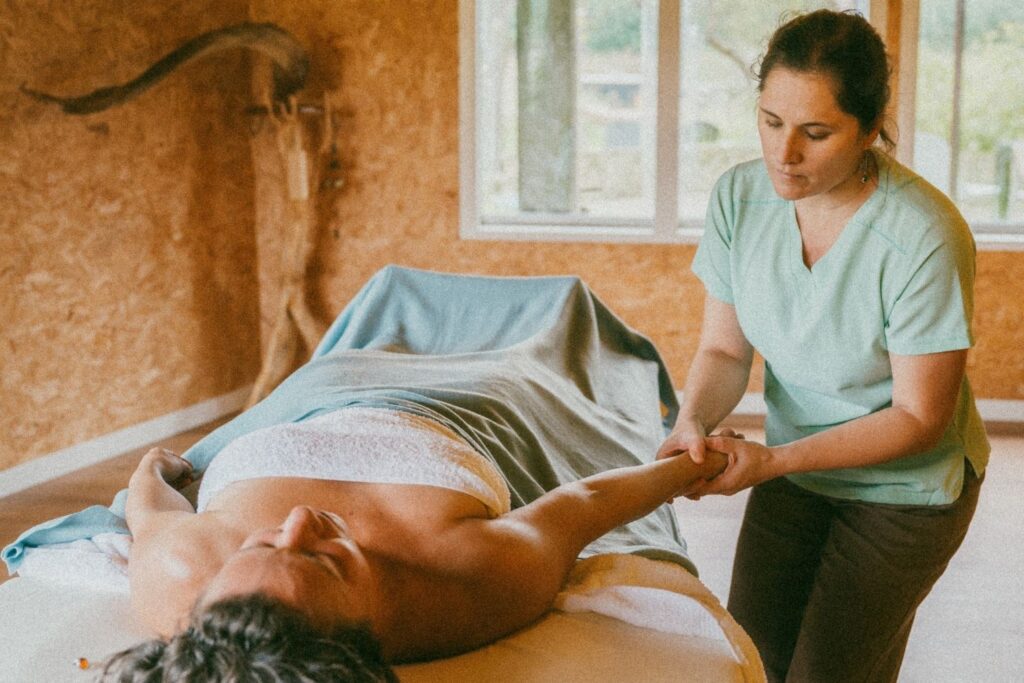 Cosmos Solo Yoga Retreatmassage