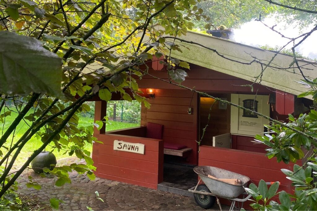 bos retraite sauna buiten