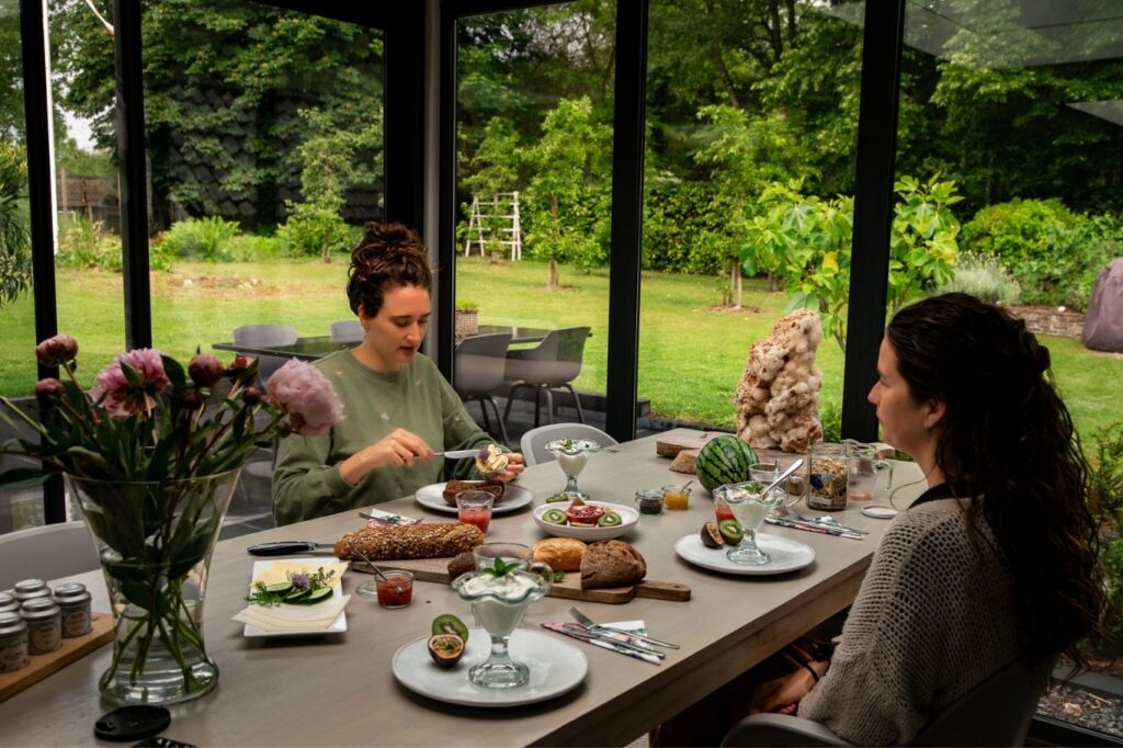 down to earth retraite ontbijttafel