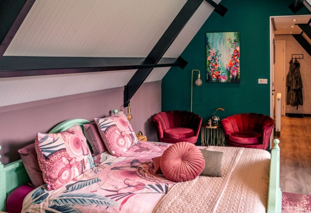 kleurrijke retraite slaapkamer