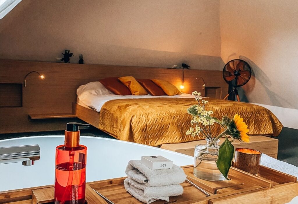 retraite in een luxe suite bed